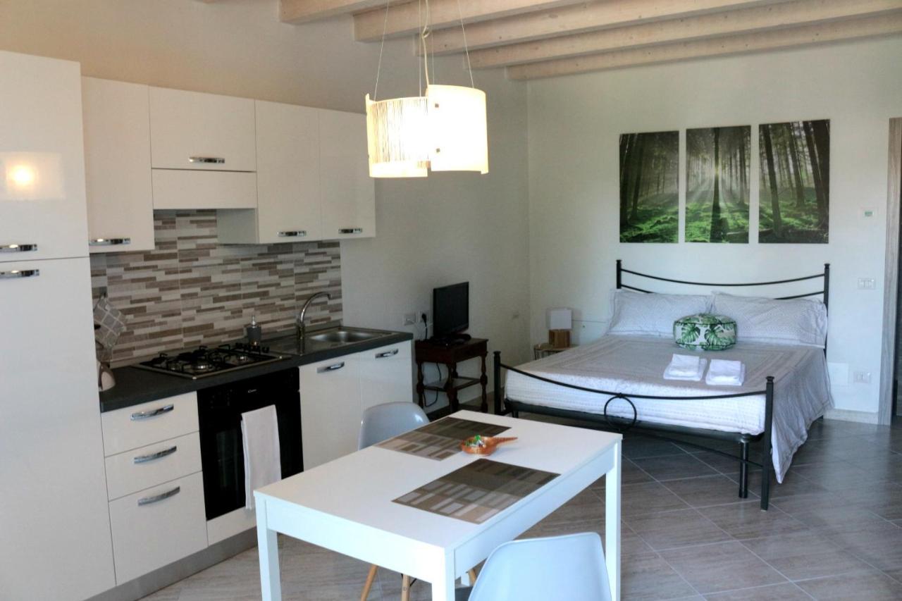 Paradeisos Residence Sas Somma Lombardo Exterior photo